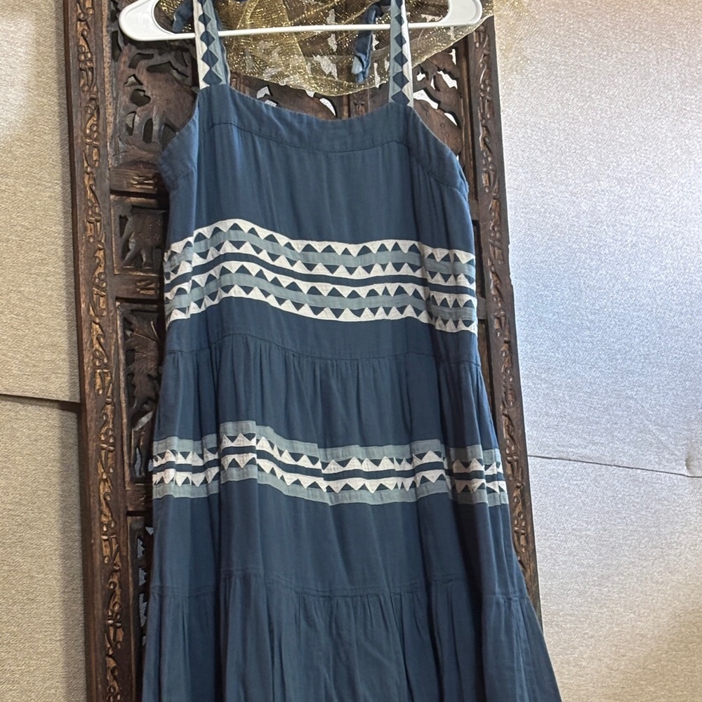 Chic Navy Sleeveless Maxi Dress
